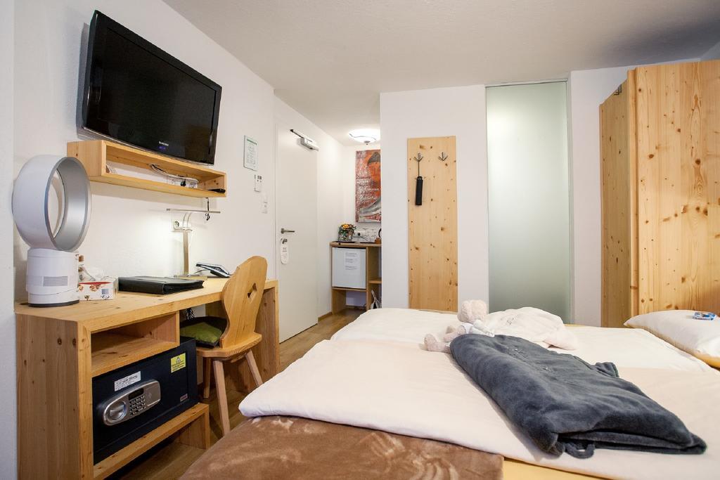 Gaestehaus Waldrand Garni Wiesing Εξωτερικό φωτογραφία