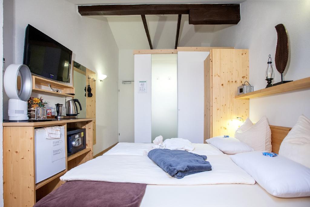 Gaestehaus Waldrand Garni Wiesing Εξωτερικό φωτογραφία